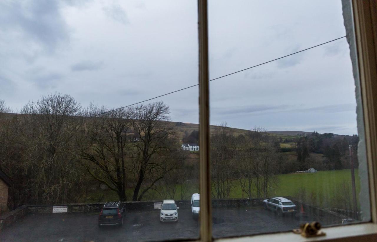 Alston House Hotel Buitenkant foto